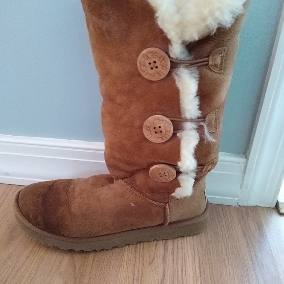 Ugg boots - Picture 4 of 8